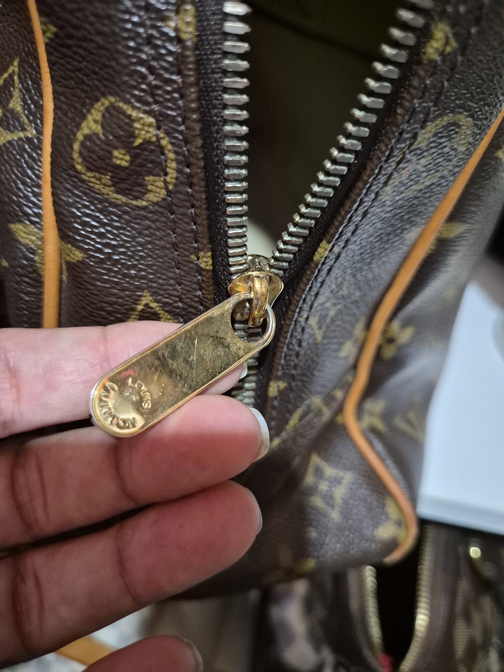 Louis Vuitton Brown Monogram Canvas Satchel with Vachetta Leather Trim - Picture 3 of 10